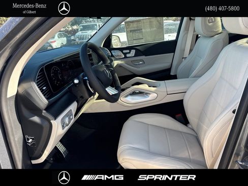 New 2026 Mercedes-Benz GLS 450 4MATIC image 9