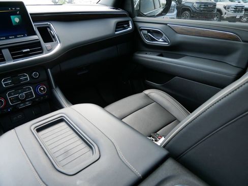 Used 2023 Chevrolet Tahoe Premier w/ Advanced Technology Package AWD/4WD image 20