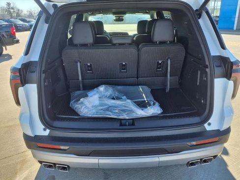 New 2026 Chevrolet Traverse LT w/ Sun and Wheel Package image 22