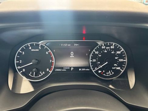 Used 2023 Nissan Rogue SV FWD image 8