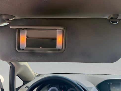 Used 2017 Honda Odyssey EX-L image 31