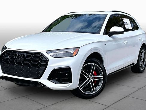 Used 2025 Audi Q5 e Premium Plus w/ Premium Plus Package AWD/4WD image 1