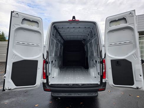 New 2026 Mercedes-Benz Sprinter 2500 image 15