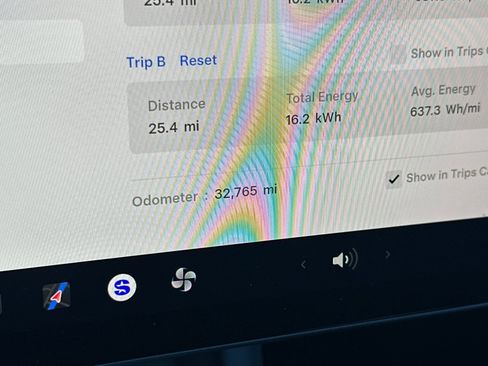 Used 2024 Tesla Model 3 Standard Range RWD image 35