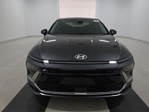 Used 2024 Hyundai Sonata SEL w/ Convenience Package FWD image 2