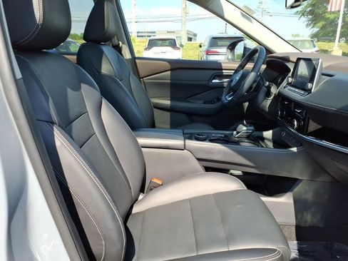 Certified 2023 Nissan Rogue SL AWD/4WD image 9