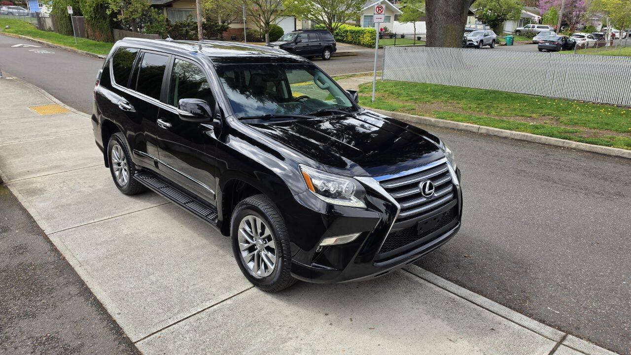 Used 2014 Lexus GX 460 Luxury AWD/4WD image 3