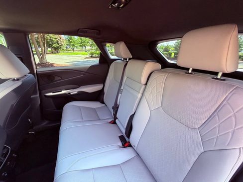 Used 2025 Lexus RX 350 Premium Plus w/ Accessory Package (Z1) FWD image 16