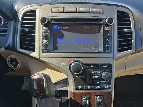 Used 2013 Toyota Venza XLE w/ Tow Prep Pkg AWD/4WD image 19
