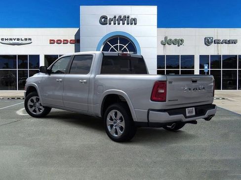 New 2026 RAM 1500 Big Horn AWD/4WD image 9