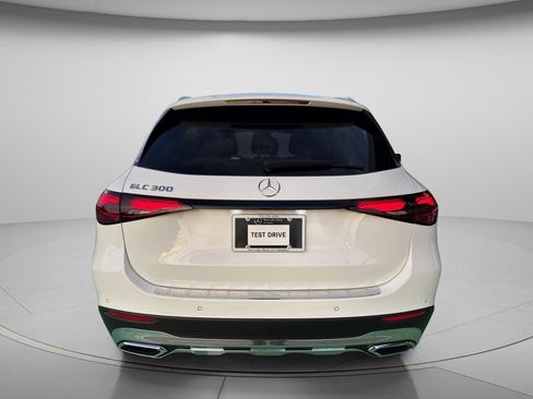 New 2026 Mercedes-Benz GLC 300 GLC 300 image 5