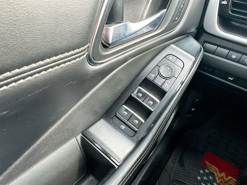 Used 2021 Nissan Rogue Platinum FWD image 16