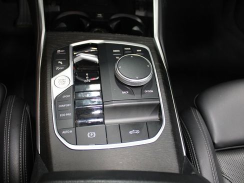 Used 2024 BMW 430i Convertible RWD image 38