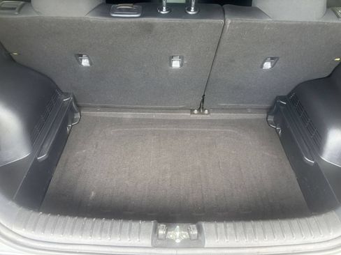 Used 2025 Kia Soul LX w/ LX Technology Package FWD image 29