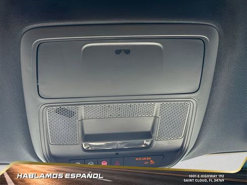 Certified 2025 GMC Acadia Elevation image 19