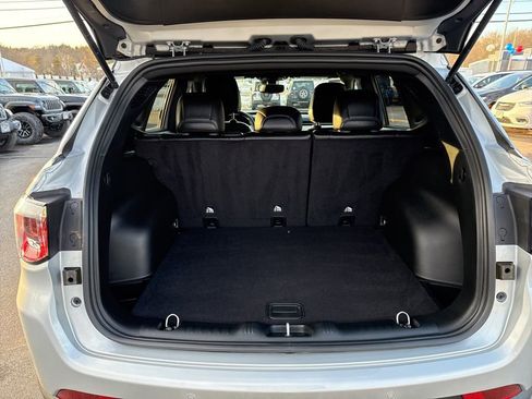 Certified 2025 Jeep Compass Limited image 24