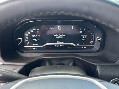 Used 2023 GMC Yukon Denali RWD image 20