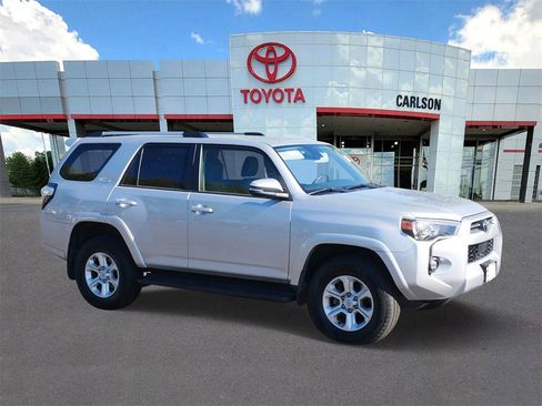 Certified 2024 Toyota 4Runner SR5 Premium image 2