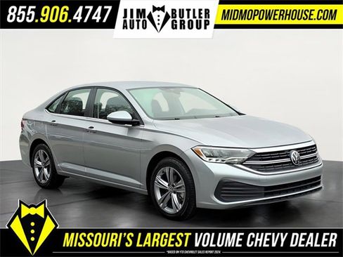 Used 2024 Volkswagen Jetta SE image 10