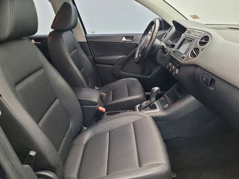 Used 2016 Volkswagen Tiguan S image 21
