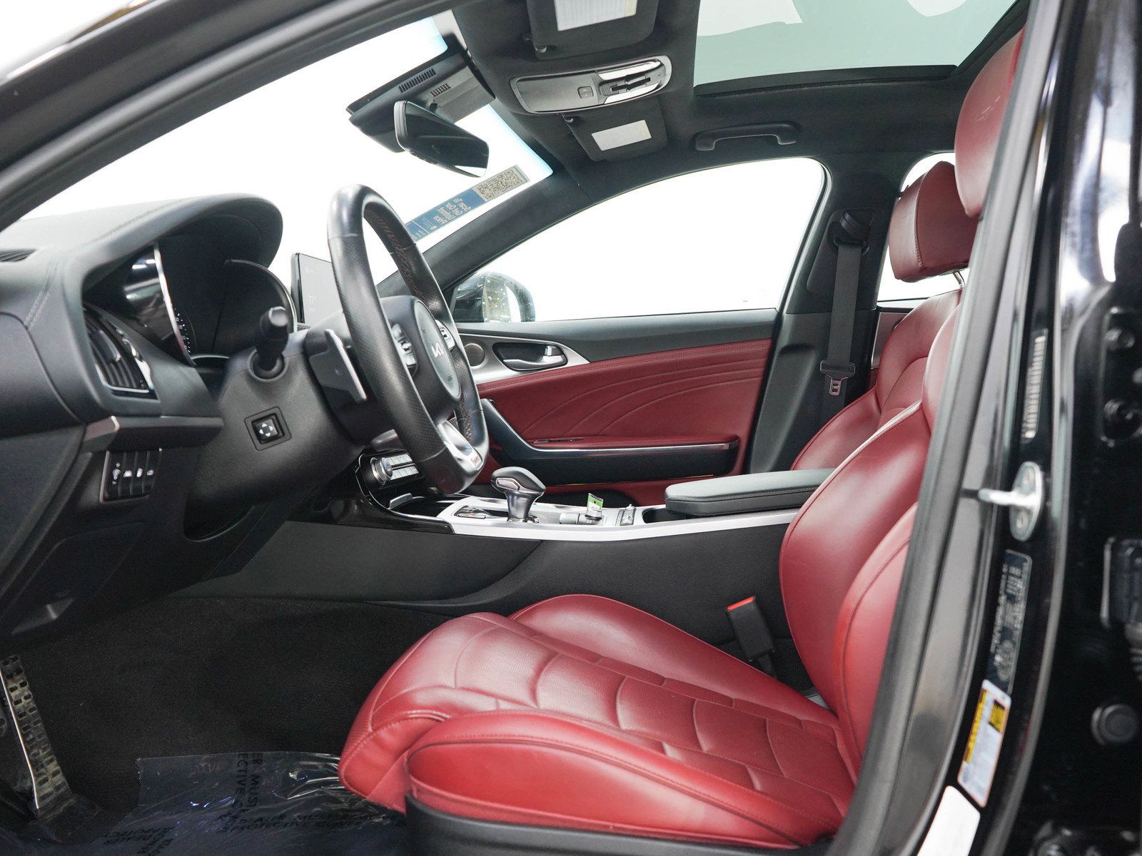 Used 2022 Kia Stinger GT2 AWD/4WD image 23