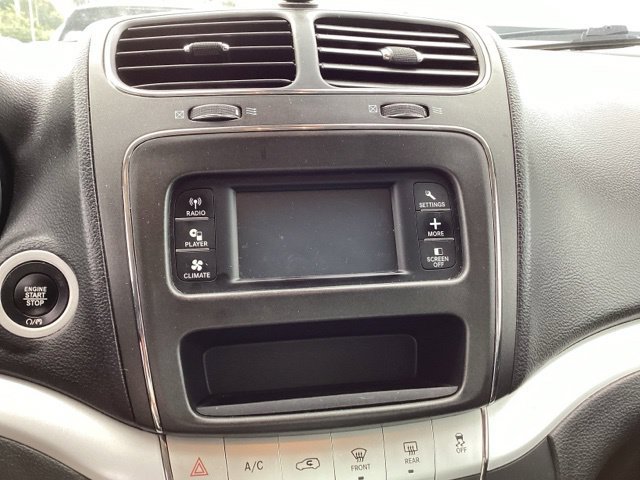 Used 2018 Dodge Journey SE w/ Connectivity Group FWD image 29
