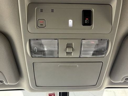 Used 2019 Nissan Titan PRO-4X w/ Pro-4x Convenience Package image 24