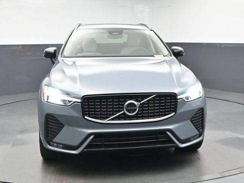Used 2024 Volvo XC60 B5 Plus w/ Protection Package Premier AWD/4WD image 2