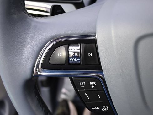 Used 2020 Lincoln Navigator Black Label w/ Cargo Convenience Package AWD/4WD image 37