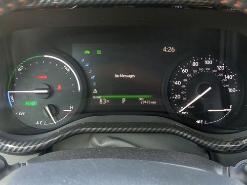 Used 2024 Toyota Sienna XSE FWD image 12