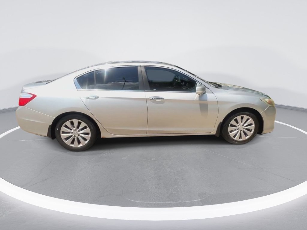 Used 2013 Honda Accord EX image 9
