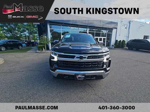 Used 2023 Chevrolet Silverado 1500 LT AWD/4WD image 2