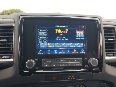 Used 2022 Nissan Frontier SV w/ Technology Package image 23