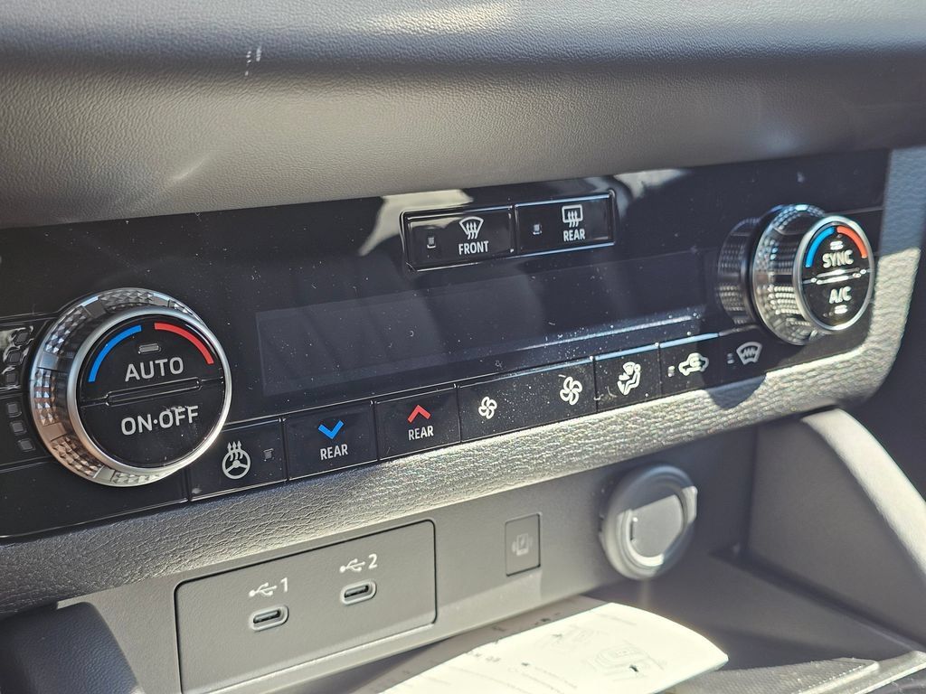 New 2026 Mitsubishi Outlander 4WD Plug-In Hybrid image 28