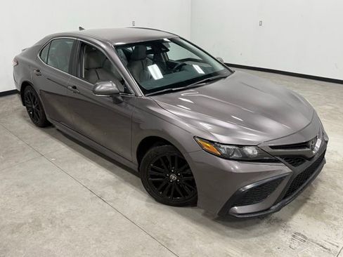 Used 2023 Toyota Camry SE image 34