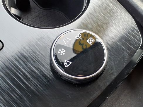 Certified 2023 Nissan Rogue SV image 14