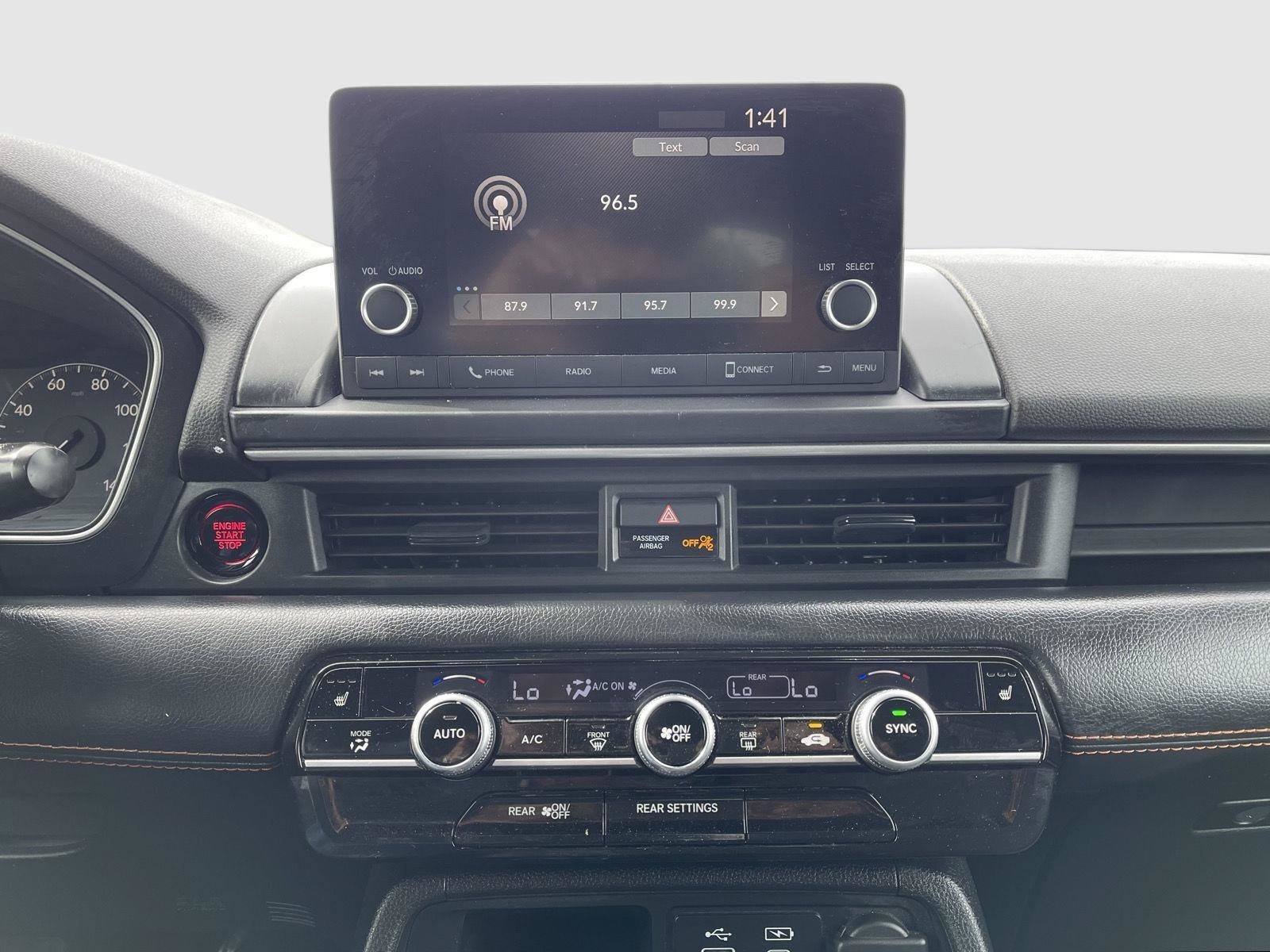 Used 2023 Honda Pilot Sport image 9