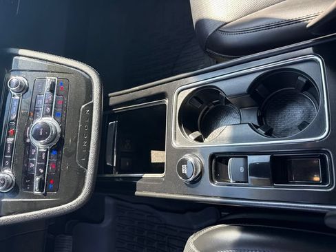 Used 2020 Lincoln Corsair AWD w/ Equipment Group 101A image 28