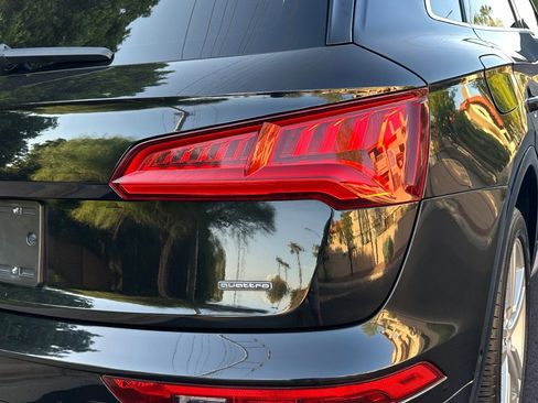 Used 2019 Audi Q5 Prestige w/ Prestige Package image 53