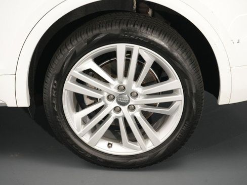 Used 2018 Audi Q5 2.0T Premium Plus w/ Premium Plus Package AWD/4WD image 22