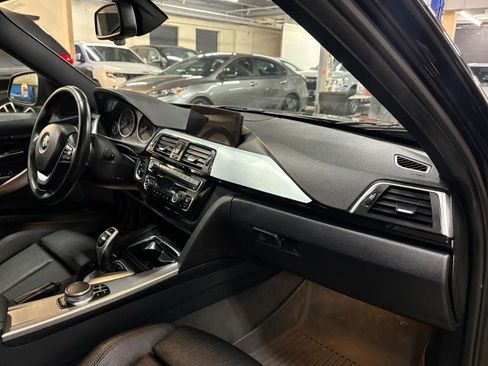 Used 2017 BMW 330i xDrive Sedan AWD/4WD image 21