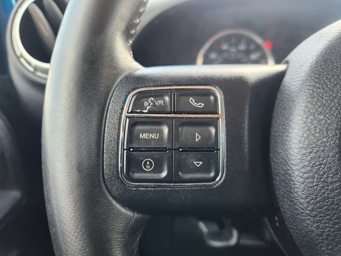 Used 2016 Jeep Wrangler Unlimited Rubicon w/ Connectivity Group AWD/4WD image 26