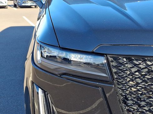 Certified 2023 Cadillac Escalade Sport w/ LPO, ONYX Package image 9