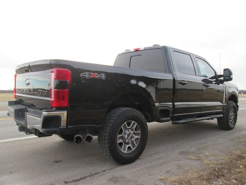 Used 2024 Ford F250 Lariat AWD/4WD image 7