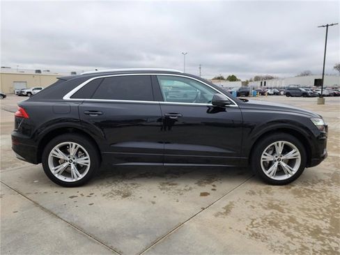Certified 2023 Audi Q8 Premium image 8