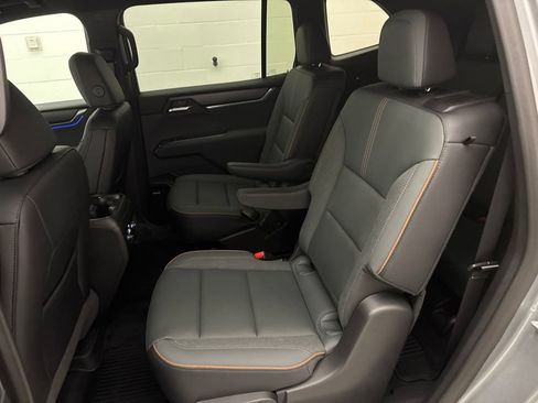 Used 2025 GMC Acadia AT4 w/ LPO, Floor Liner Package AWD/4WD image 54