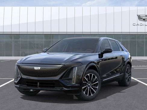 New 2026 Cadillac Lyriq Sport AWD/4WD image 6
