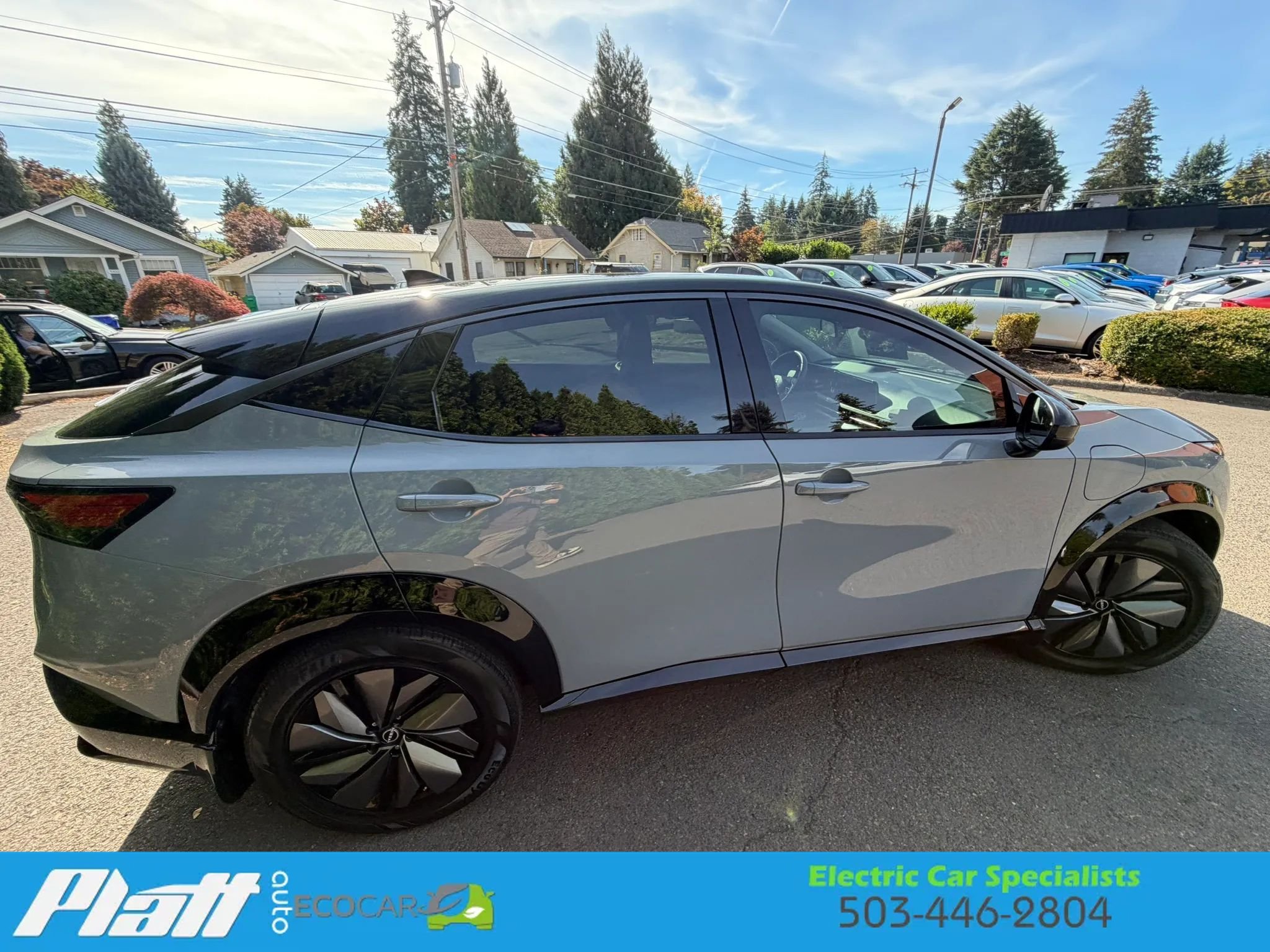 Used 2024 Nissan Ariya AWD image 10