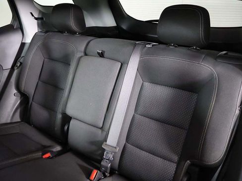 Used 2022 GMC Terrain SLE w/ Driver Convenience Package AWD/4WD image 33