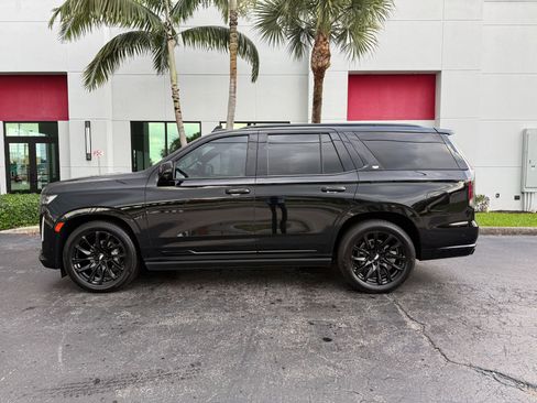 Used 2021 Cadillac Escalade Sport Platinum image 11